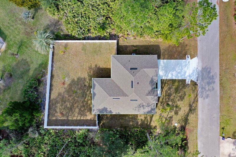 FULLY FENCED, LIKE NEW 4/3/2 ON A QUIET CUL-DE-SAC property image