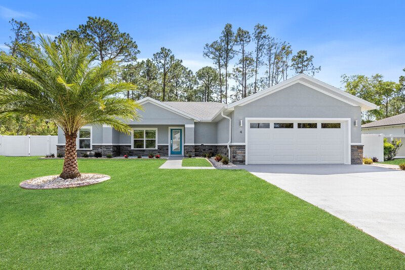 FULLY FENCED, BRAND NEW, CUSTOM BUILT 3/2/2 ON A CUL DE SAC IN DESIRABLE QUAIL HOLLOW property image