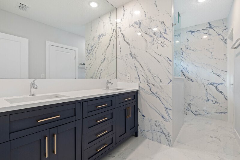 FULLY FENCED, BRAND NEW, CUSTOM BUILT 3/2/2 ON A CUL DE SAC IN DESIRABLE QUAIL HOLLOW property image