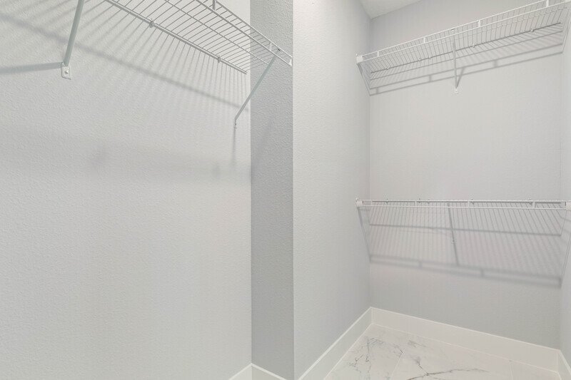 FULLY FENCED, BRAND NEW, CUSTOM BUILT 3/2/2 ON A CUL DE SAC IN DESIRABLE QUAIL HOLLOW property image