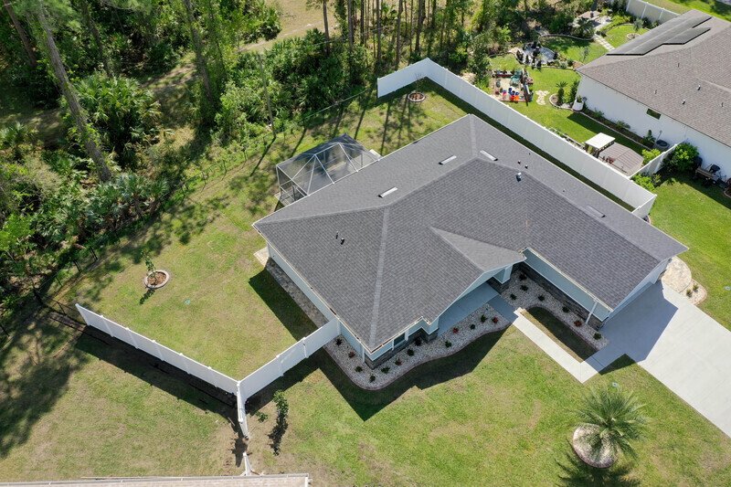 FULLY FENCED, BRAND NEW, CUSTOM BUILT 3/2/2 ON A CUL DE SAC IN DESIRABLE QUAIL HOLLOW property image