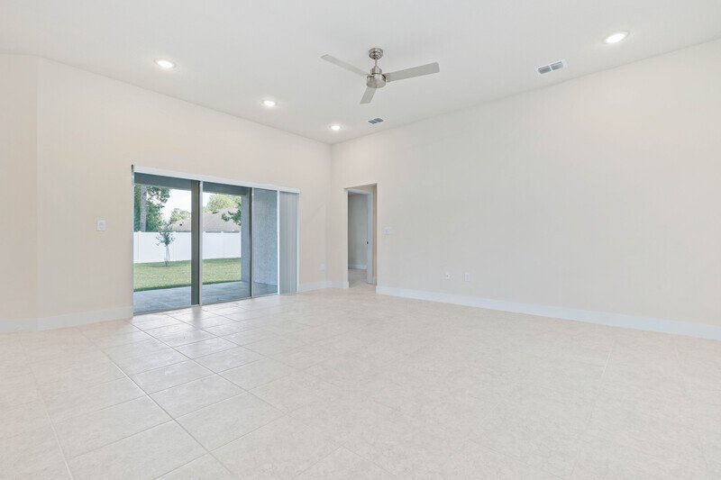 FULLY FENCED, LIKE NEW 3/2/2 IN POPULAR PINE GROVE property image