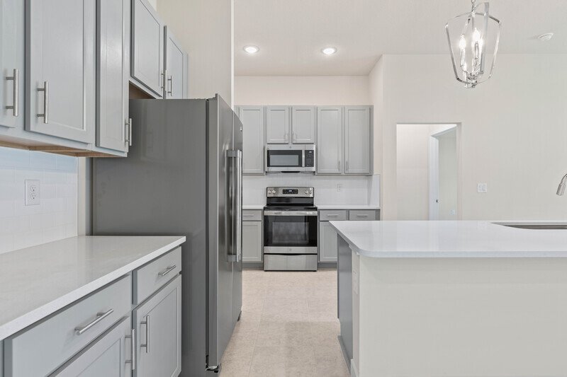 FULLY FENCED, LIKE NEW 3/2/2 IN POPULAR PINE GROVE property image