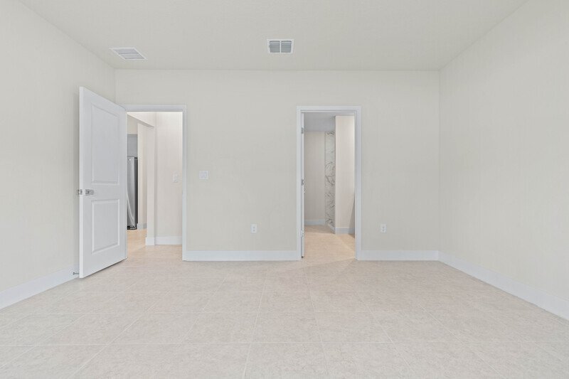 FULLY FENCED, LIKE NEW 3/2/2 IN POPULAR PINE GROVE property image