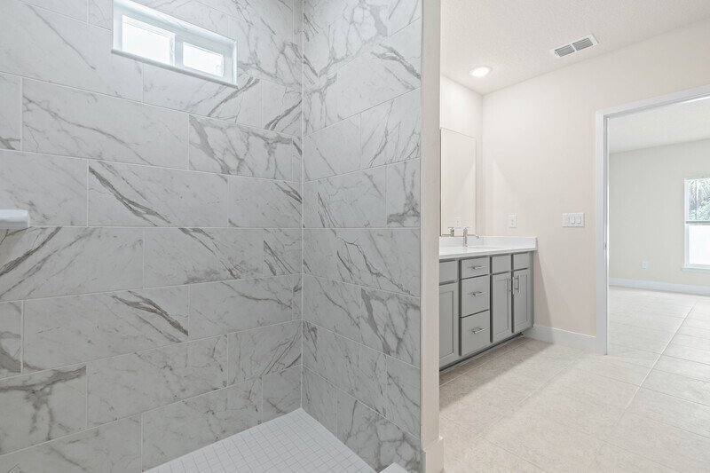 FULLY FENCED, LIKE NEW 3/2/2 IN POPULAR PINE GROVE property image