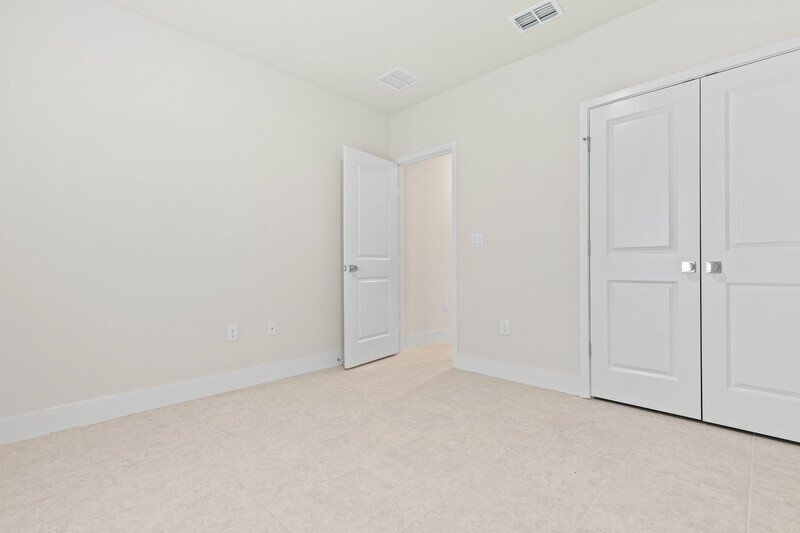 FULLY FENCED, LIKE NEW 3/2/2 IN POPULAR PINE GROVE property image