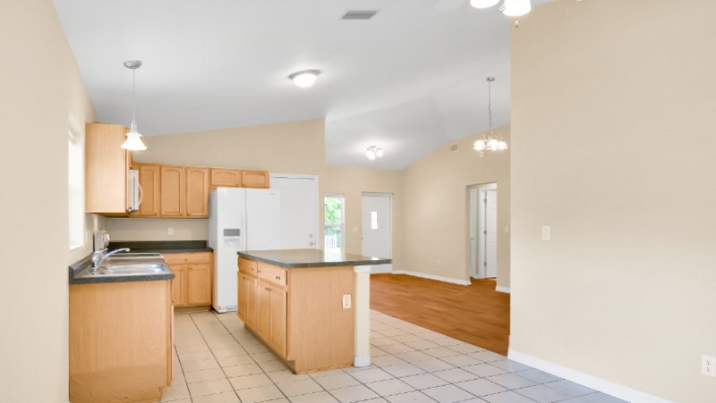 FULLY FENCED 3/2 IN THE HEART OF DAYTONA BEACH property image