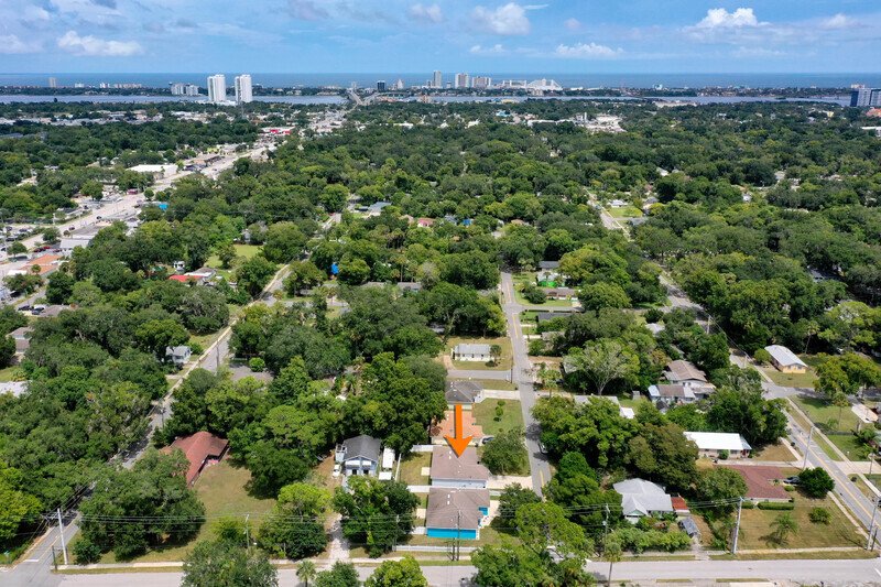 FULLY FENCED 3/2/2 IN THE HEART OF DAYTONA BEACH property image