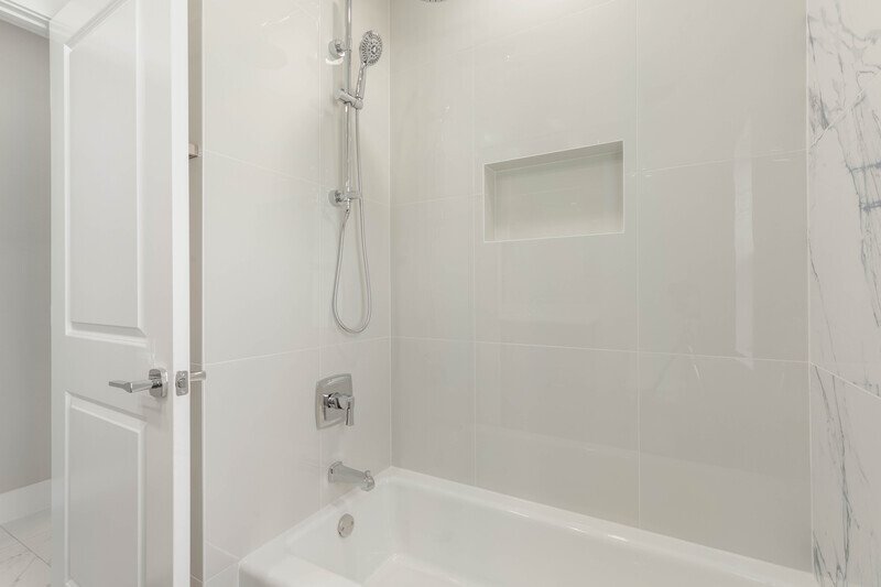 LIKE NEW, CUSTOM BUILT, FULLY FENCED 4/2/2 IN DESIRABLE PINE LAKES property image