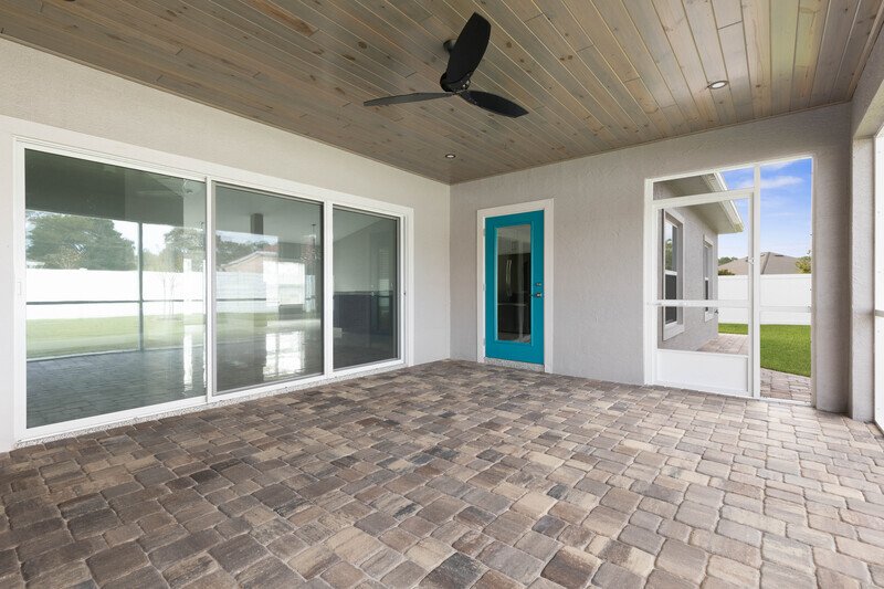 LIKE NEW, CUSTOM BUILT, FULLY FENCED 4/2/2 IN DESIRABLE PINE LAKES property image