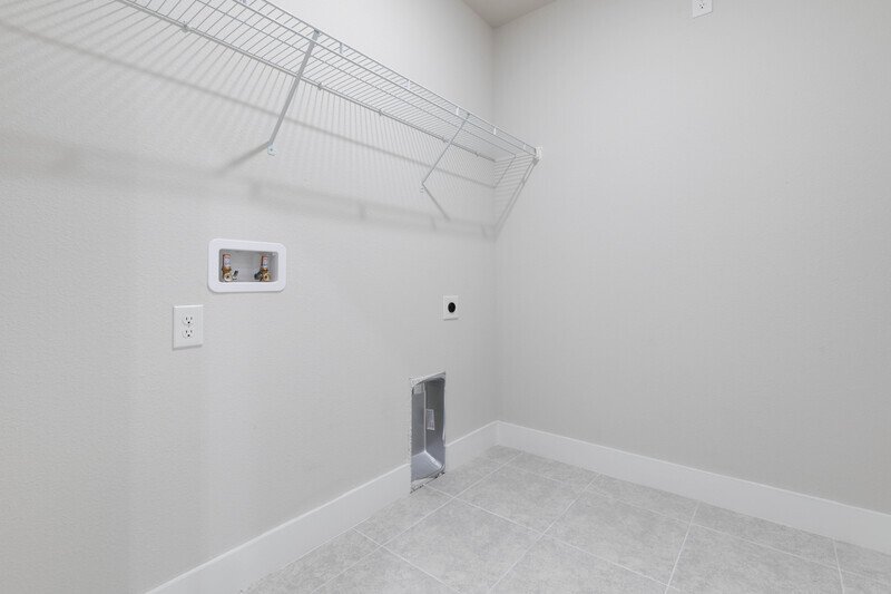 FULLY FENCED 3/2/2 ON A CUL DE SAC IN BEAUTIFUL QUAIL HOLLOW property image