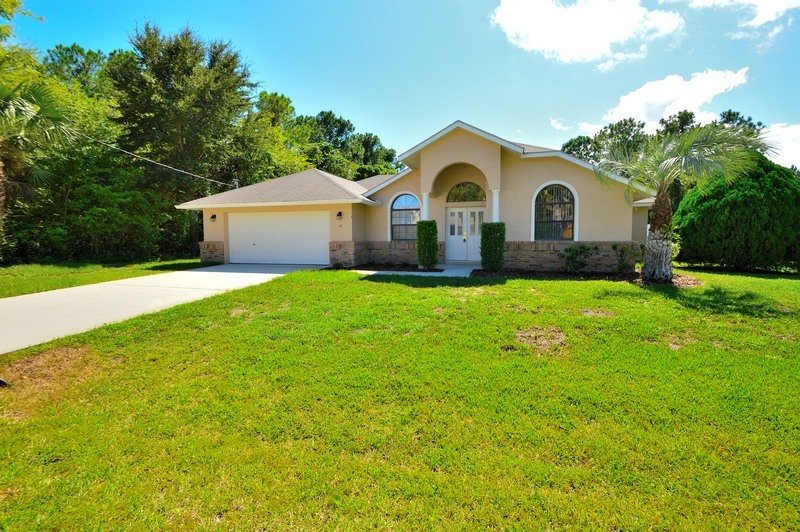 FULLY FENCED POOL HOME 3+DEN/2.5/2 IN DESIRABLE INDIAN TRAILS property image