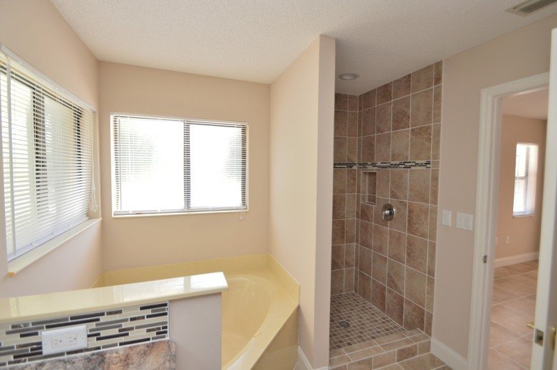 FULLY FENCED POOL HOME 3+DEN/2.5/2 IN DESIRABLE INDIAN TRAILS property image