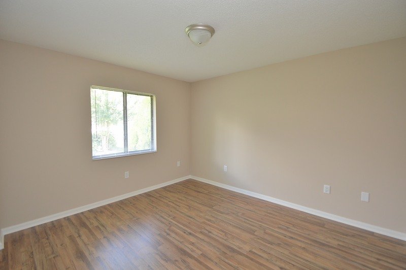 FULLY FENCED POOL HOME 3+DEN/2.5/2 IN DESIRABLE INDIAN TRAILS property image