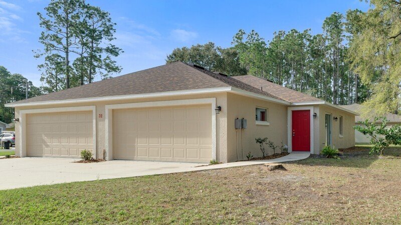 SPACIOUS 2/2/2 TOWNHOUSE IN DESIREABLE INDIAN TRAILS property image