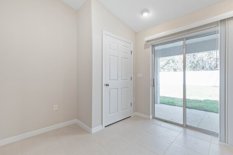 FULLY FENCED, BRAND NEW 3/2/1 TOWNHOUSE IN BEAUTIFUL SEMINOLE WOODS property image