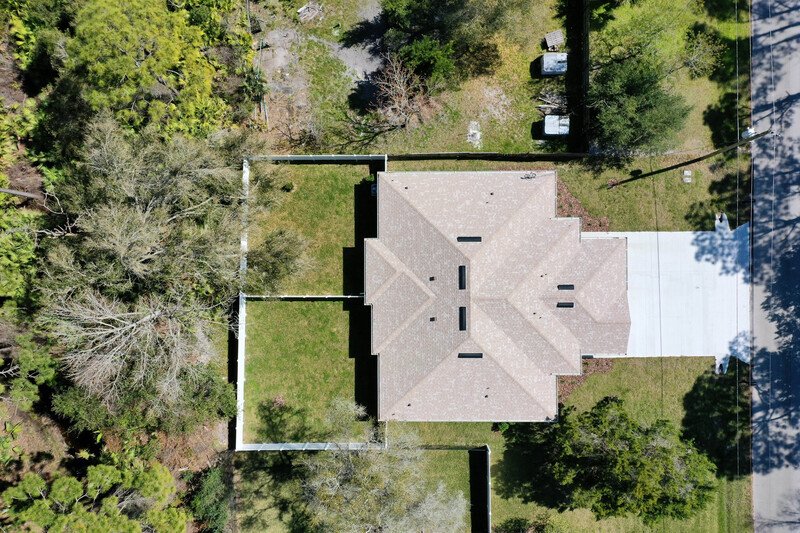 FULLY FENCED, BRAND NEW 3/2/1 TOWNHOUSE IN BEAUTIFUL SEMINOLE WOODS property image