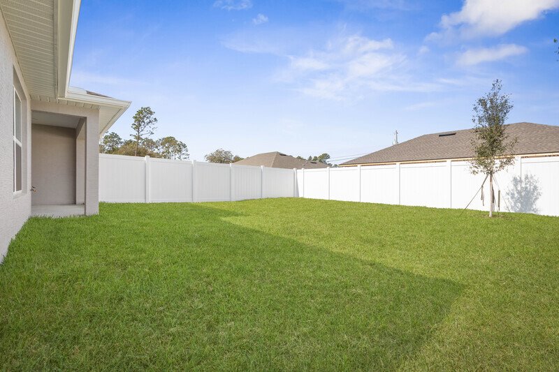 FULLY FENCED, LIKE NEW 3/2/1 TOWNHOUSE ON A CUL DE SAC IN BEAUTIFUL SEMINOLE WOODS property image