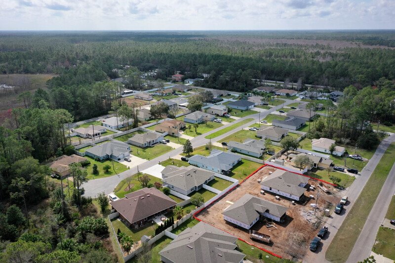 FULLY FENCED, LIKE NEW 3/2/1 TOWNHOUSE ON A CUL DE SAC IN BEAUTIFUL SEMINOLE WOODS property image