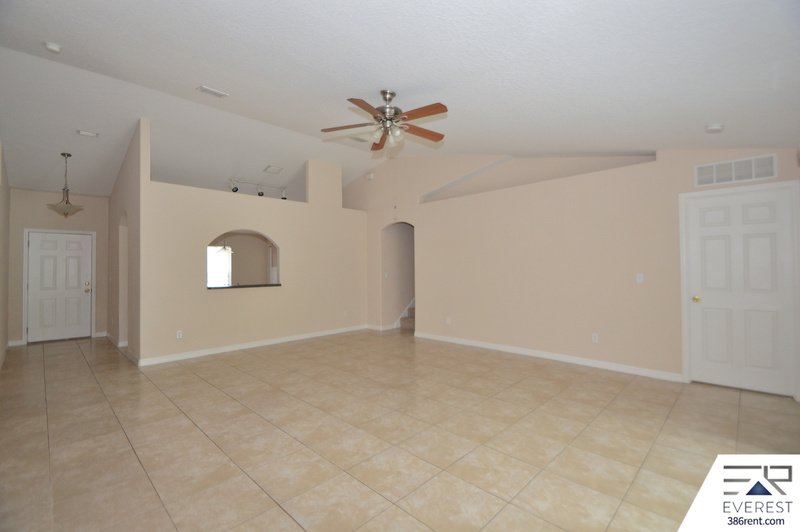 SPACIOUS 5/3/2 ON A CUL-DE-SAC IN DESIRABLE INDIAN TRAILS property image