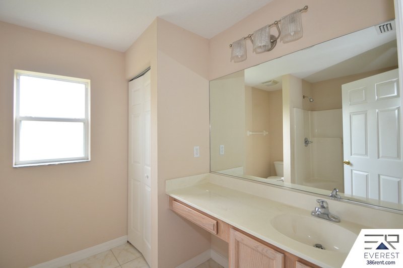 SPACIOUS 5/3/2 ON A CUL-DE-SAC IN DESIRABLE INDIAN TRAILS property image