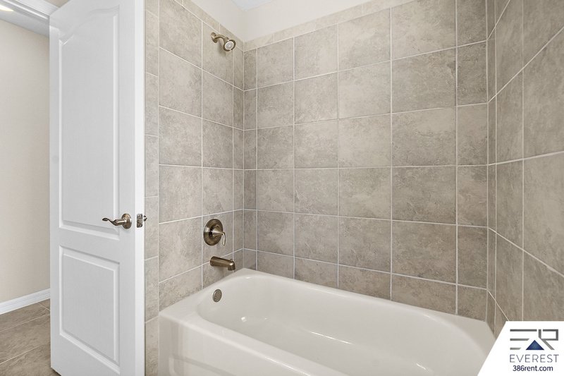 FULLY FENCED, LIKE NEW 4/2/2 IN DESIREABLE MATANZAS WOODS property image