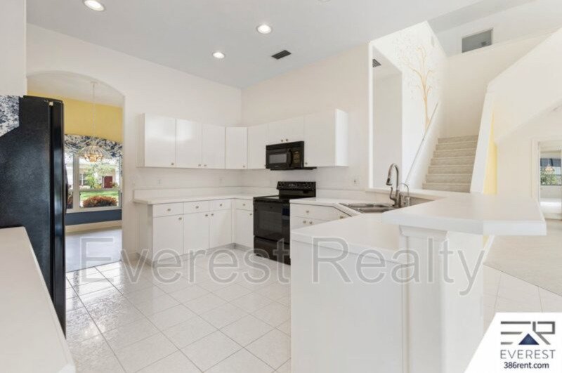 SPACIOUS 3/2.5/2 IN DESIRABLE STERLING CHASE NEIGHBORHOOD property image