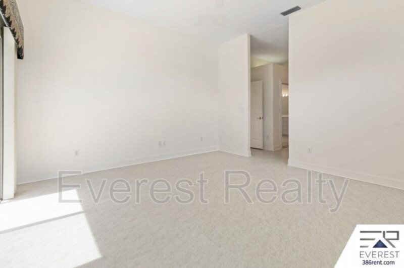 SPACIOUS 3/2.5/2 IN DESIRABLE STERLING CHASE NEIGHBORHOOD property image