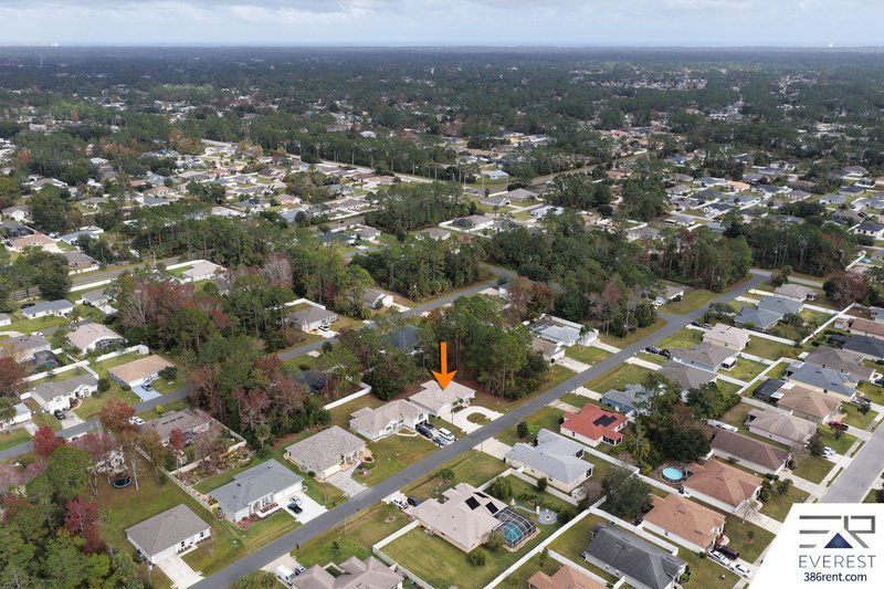 SPACIOUS 3+DEN/2/2 IN DESIRABLE LEHIGH WOODS property image