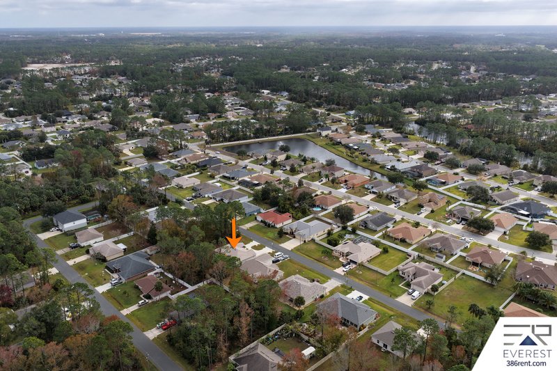 SPACIOUS 3+DEN/2/2 IN DESIRABLE LEHIGH WOODS property image