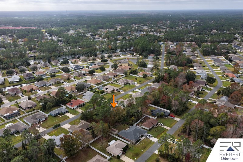 SPACIOUS 3+DEN/2/2 IN DESIRABLE LEHIGH WOODS property image