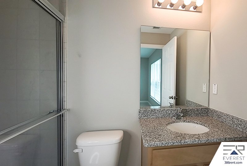 LIKE NEW 3/2/1 TOWNHOUSE IN BEAUTIFUL SEMINOLE WOODS property image