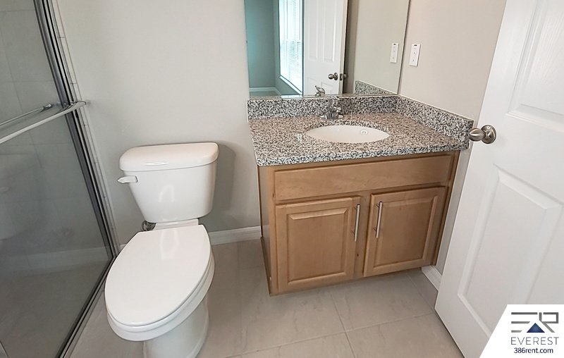 LIKE NEW 3/2/1 TOWNHOUSE IN BEAUTIFUL SEMINOLE WOODS property image