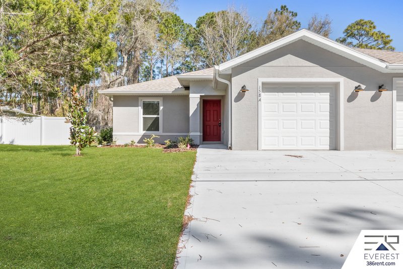 FULLY FENCED, LIKE NEW 3/2/1 TOWNHOUSE IN BEAUTIFUL SEMINOLE WOODS property image