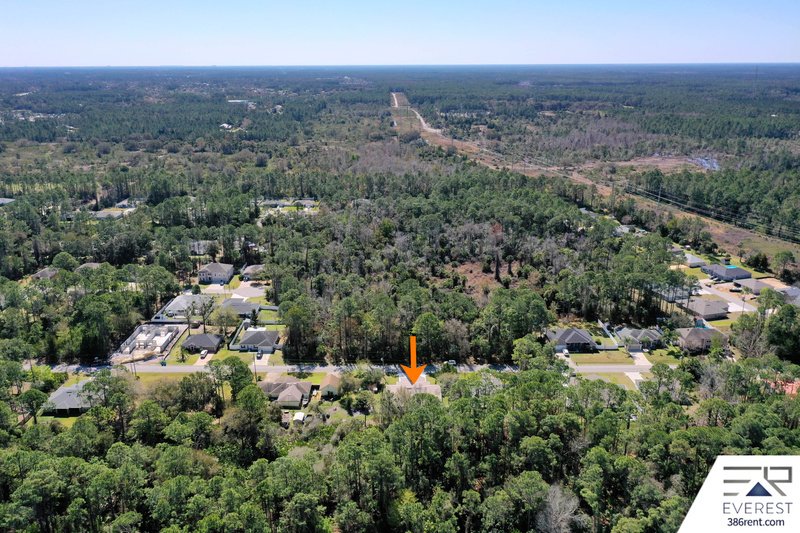 FULLY FENCED, LIKE NEW 3/2/1 TOWNHOUSE IN BEAUTIFUL SEMINOLE WOODS property image