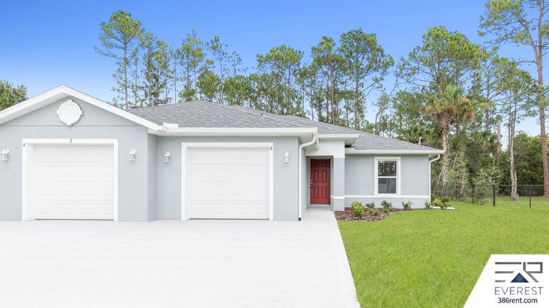 FULLY FENCED, LIKE NEW 3/2/1 TOWNHOUSE ON A CUL DE SAC IN BEAUTIFUL SEMINOLE WOODS property image