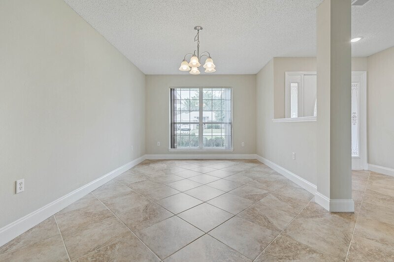SPACIOUS 4/3/2 ON A CUL DE SAC IN DESIRABLE MATANZAS WOODS property image