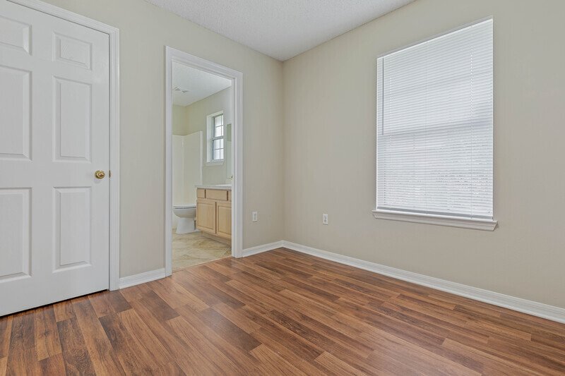 SPACIOUS 4/3/2 ON A CUL DE SAC IN DESIRABLE MATANZAS WOODS property image