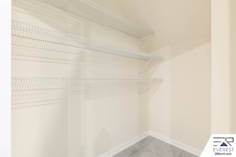 LIKE NEW 3/2.5/1 TOWNHOUSE IN DESIRABLE PALM COAST property image