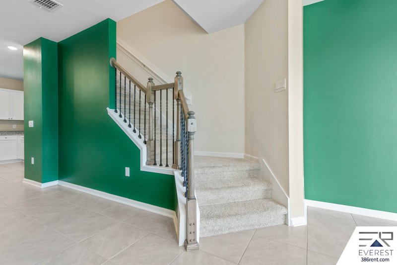 LIKE NEW 3/2.5/1 TOWNHOUSE IN DESIRABLE PALM COAST property image