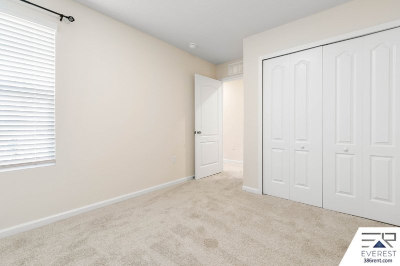 LIKE NEW 3/2.5/1 TOWNHOUSE IN DESIRABLE PALM COAST property image