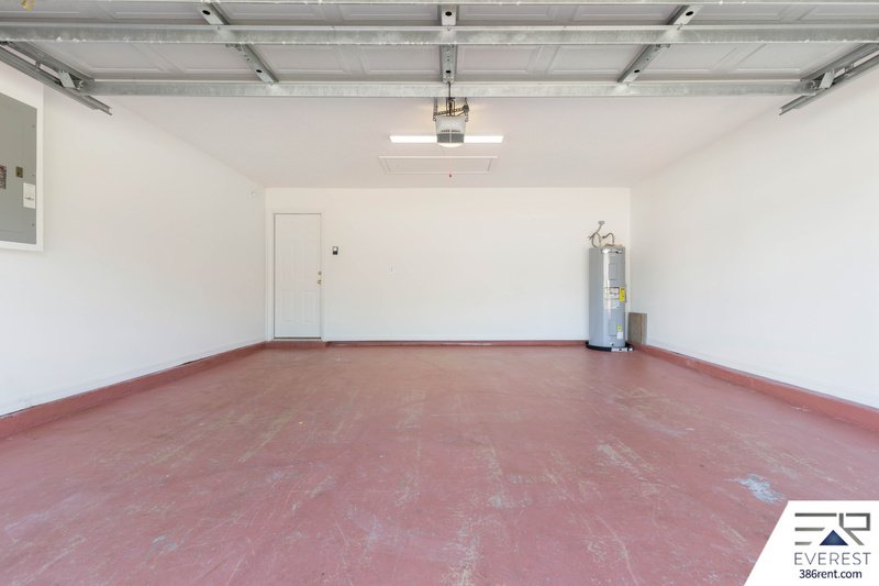 FULLY FENCED 4/2/2 IN DESIRABLE PINE GROVE property image