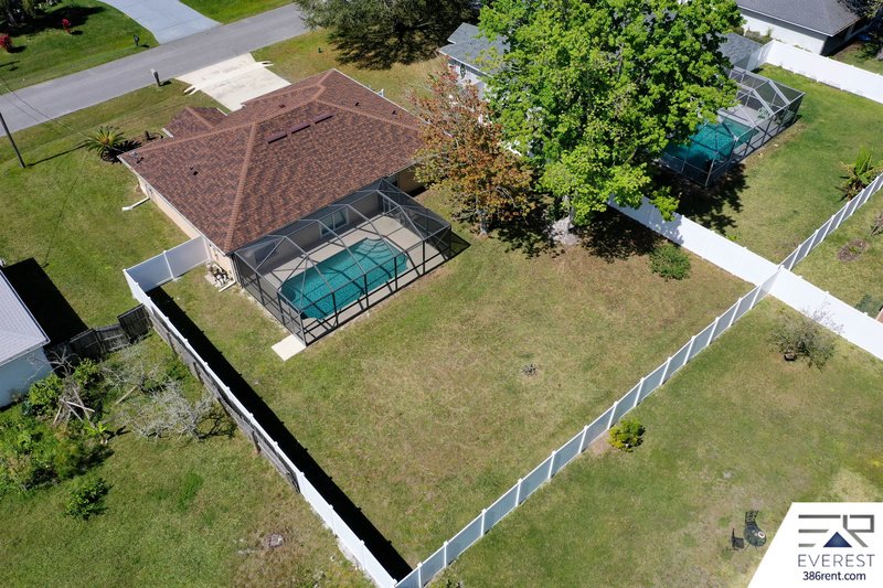 POOL HOME 3/2/2 IN DESIRABLE INDIAN TRAILS property image