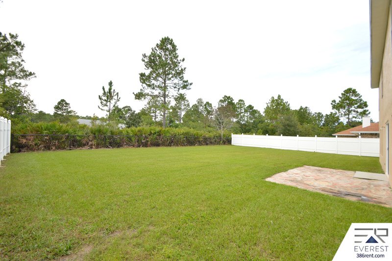 FULLY FENCED, 2 STORY 4/2.5/2 IN POPULAR LEHIGH WOODS property image