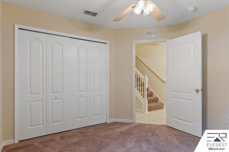 FULLY FENCED, SPACIOUS 5/3/2 IN DESIRABLE QUAIL HOLLOW property image