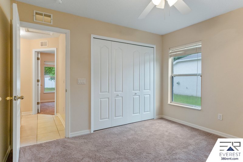 FULLY FENCED, SPACIOUS 5/3/2 IN DESIRABLE QUAIL HOLLOW property image