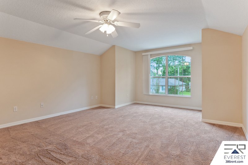 FULLY FENCED, SPACIOUS 5/3/2 IN DESIRABLE QUAIL HOLLOW property image