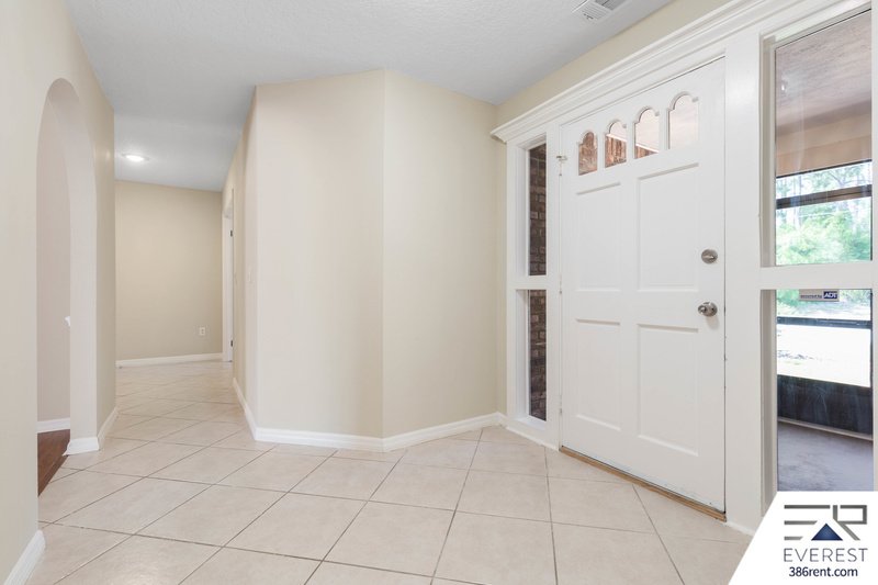 FULLY FENCED 2/2/2 IN DESIRABLE PALM HARBOR property image