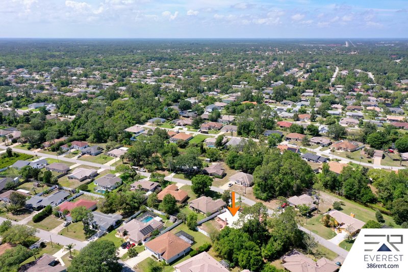 FULLY FENCED 2/2/2 IN DESIRABLE PALM HARBOR property image