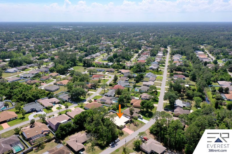 FULLY FENCED 2/2/2 IN DESIRABLE PALM HARBOR property image